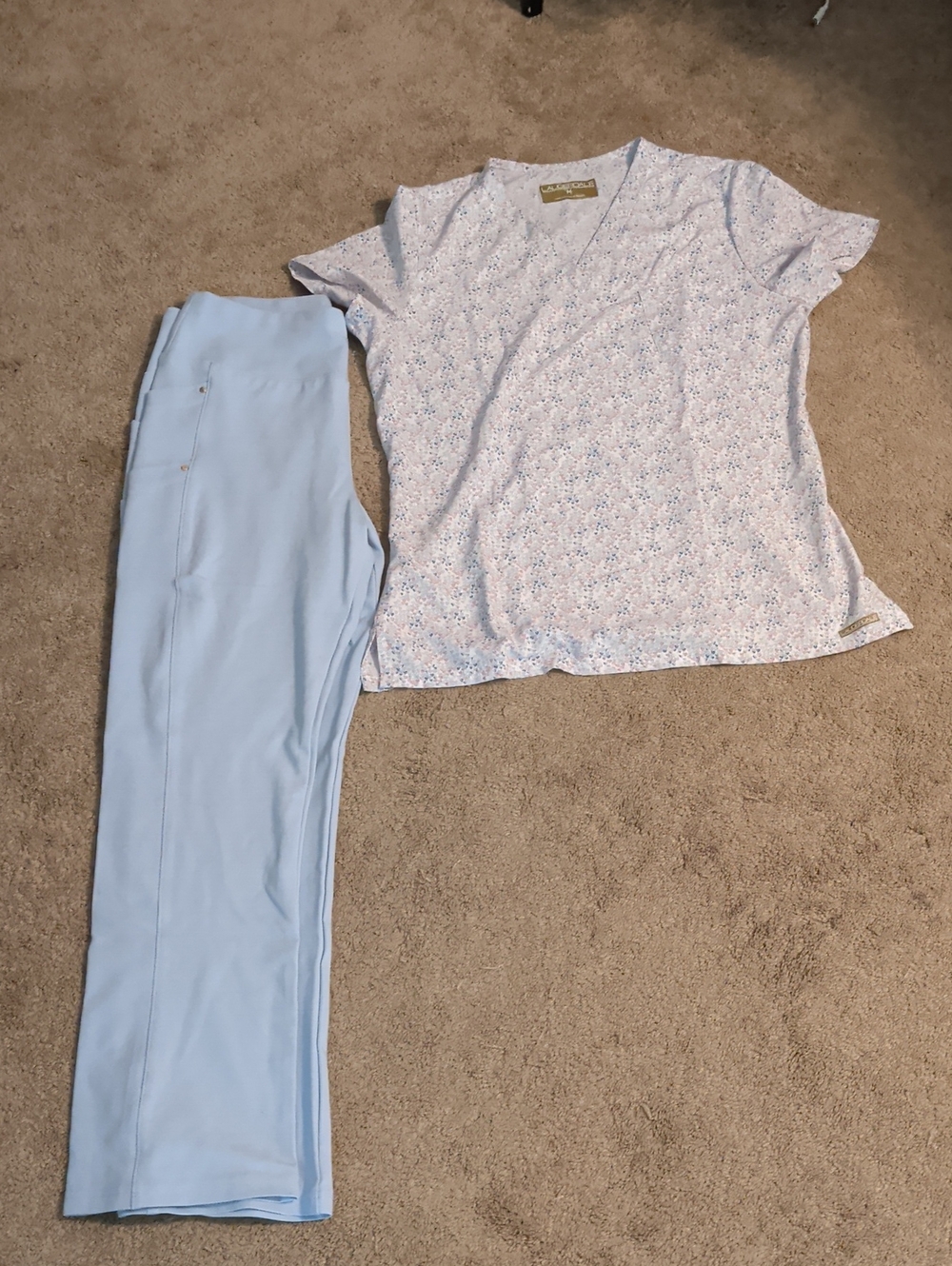 Women's LAUDERDALE Scrub Set